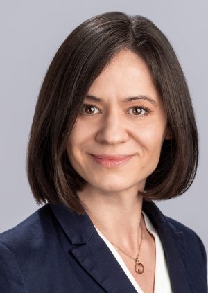 Dr. Katrin Brenig Dr. Katrin Brenig